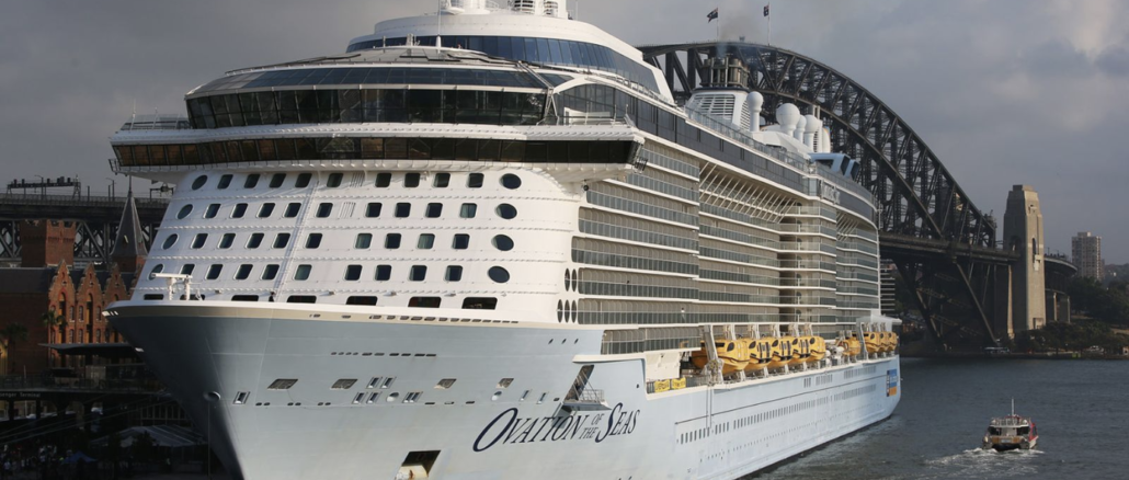 Passengers have disembarked at Sydney Harbour from the cruise ship at the centre of the New Zealand volcano disaster, with some complaining about a lack of information given while on board the ship.