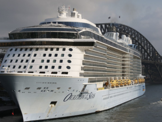 Passengers have disembarked at Sydney Harbour from the cruise ship at the centre of the New Zealand volcano disaster, with some complaining about a lack of information given while on board the ship.